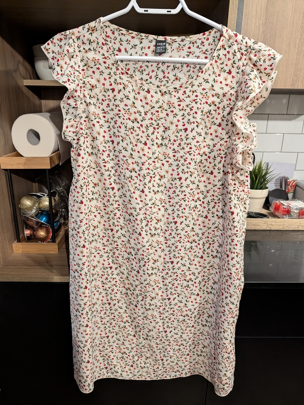 SHEIN Cream Floral Ruffle-Sleeve Casual Dress